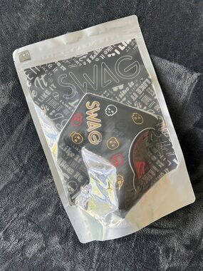 ✨New SWAG Glitter Skull Blade Putter Cover
